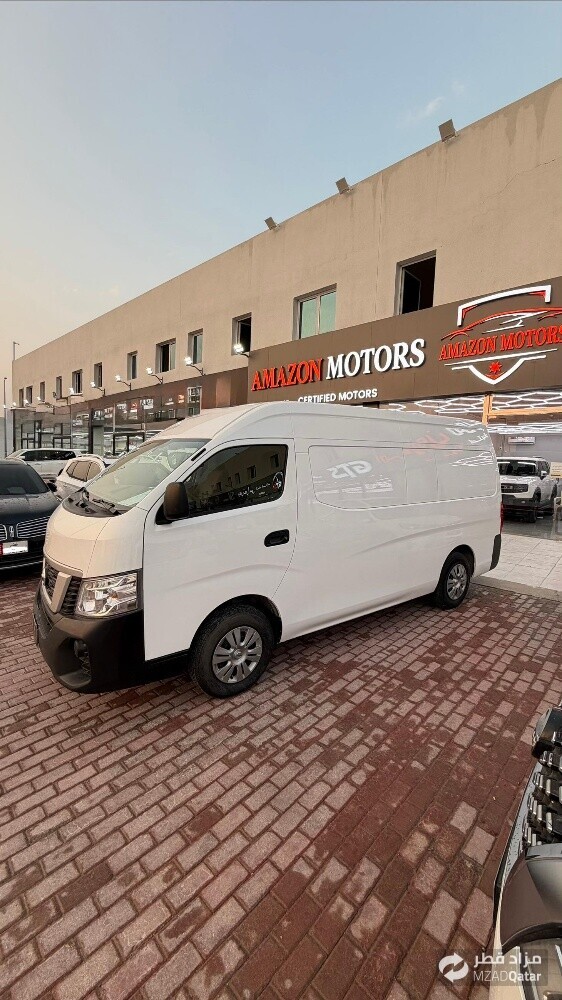 Nissan Urvan, standard, high roof - 5