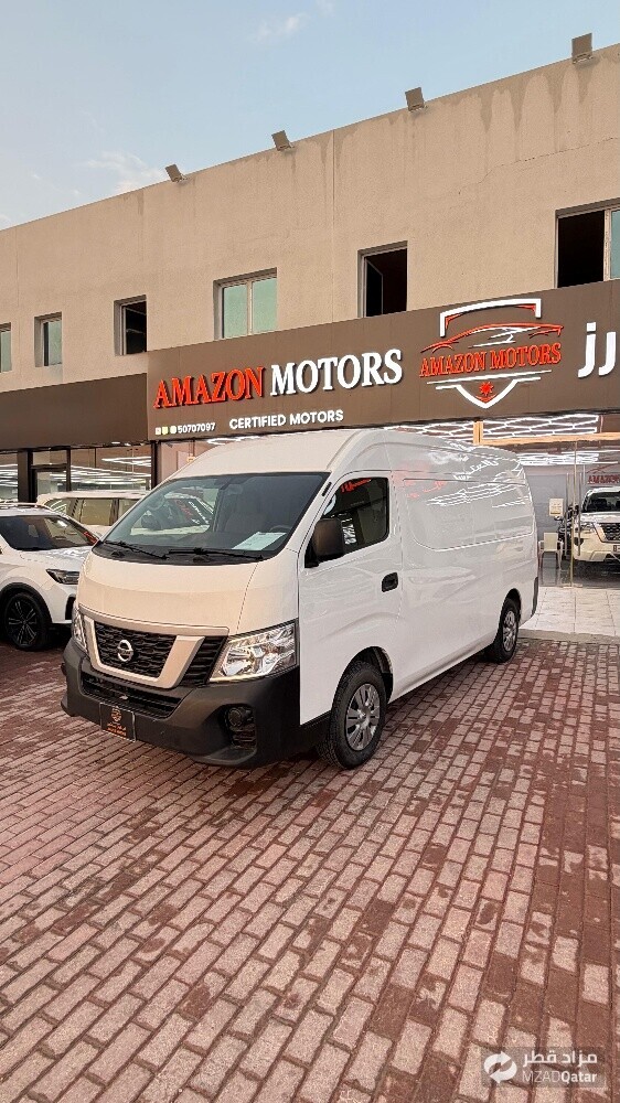Nissan Urvan, standard, high roof - 12