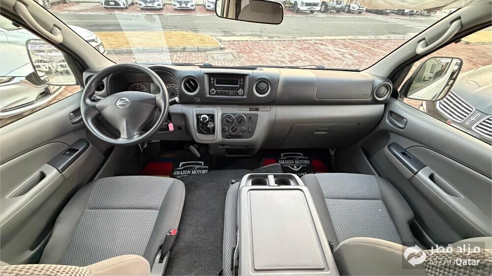 Nissan Urvan, standard, high roof - 13