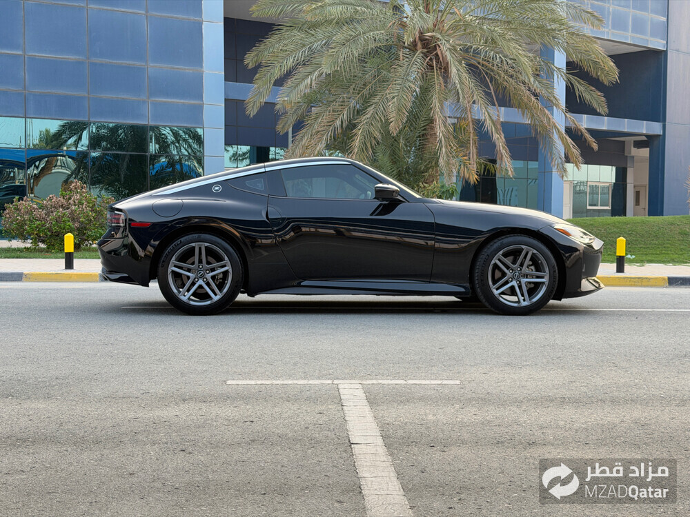NISSAN Z 2024 like new - 13