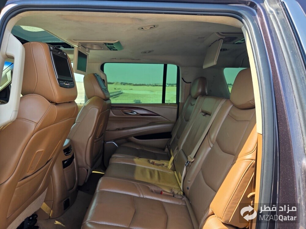 2016 Cadillac Escalade - 8