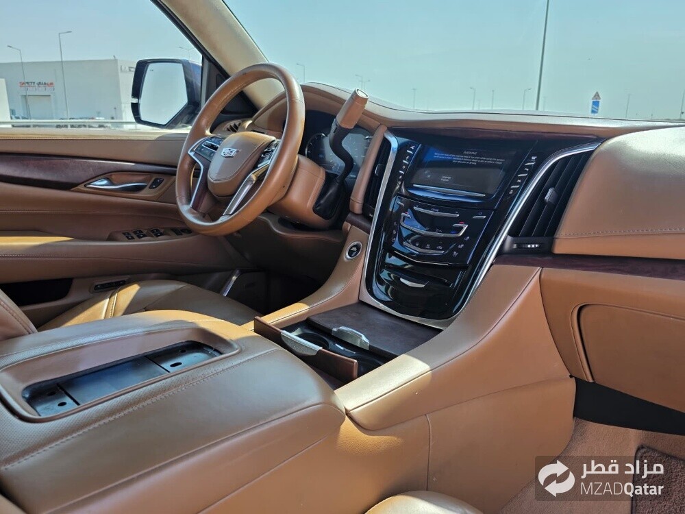 2016 Cadillac Escalade - 11