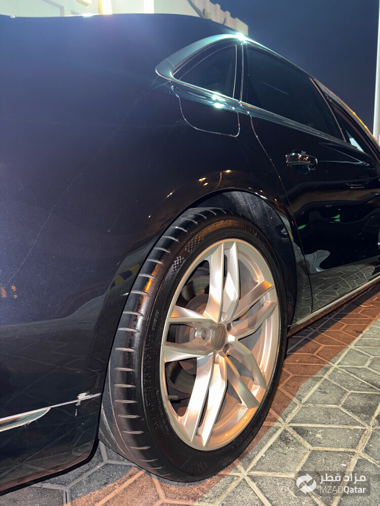 audi a8 - 5