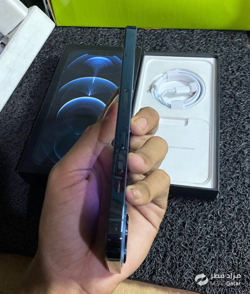 iphone 12 pro 256GB same like New - 2