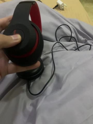beats red and black over ear wired - 1