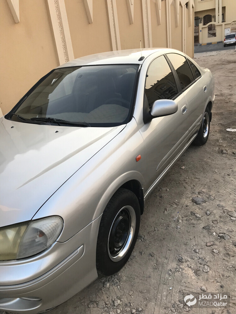 Nissan sunny 2003 model - 2