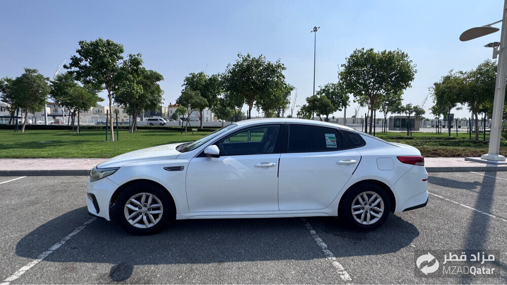 Kia Optima for sale in excellent - 2
