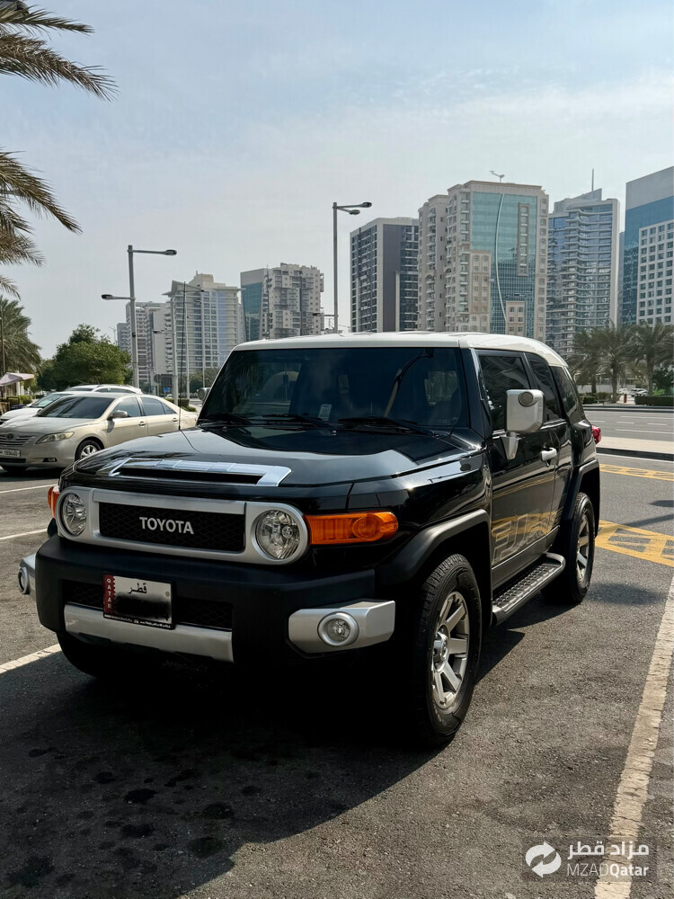 FJ CRUISER SUPER CLEAN CONDITION  - 1