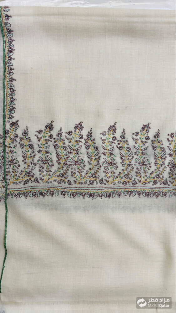 Luxury Hand-Woven Pashmina Stole - 1