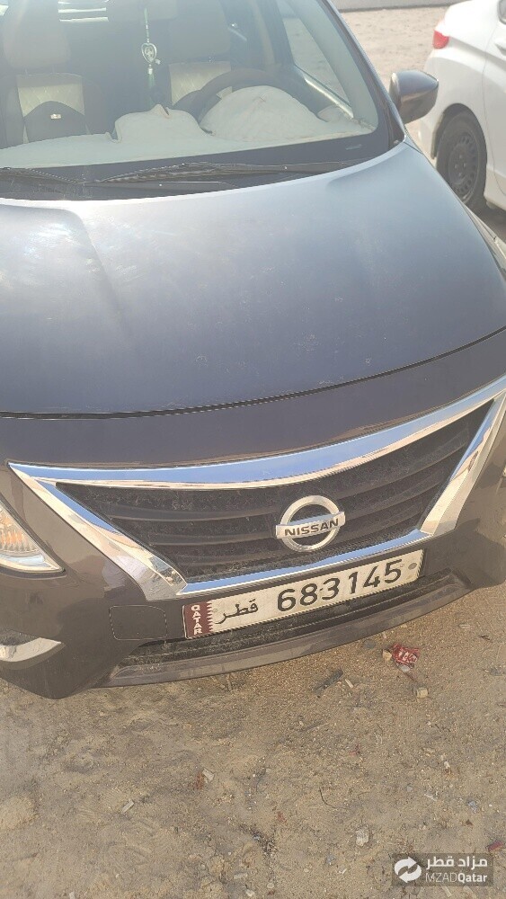 Nissan - 4