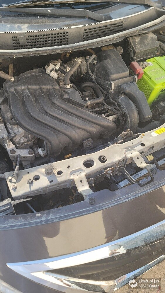 Nissan - 2