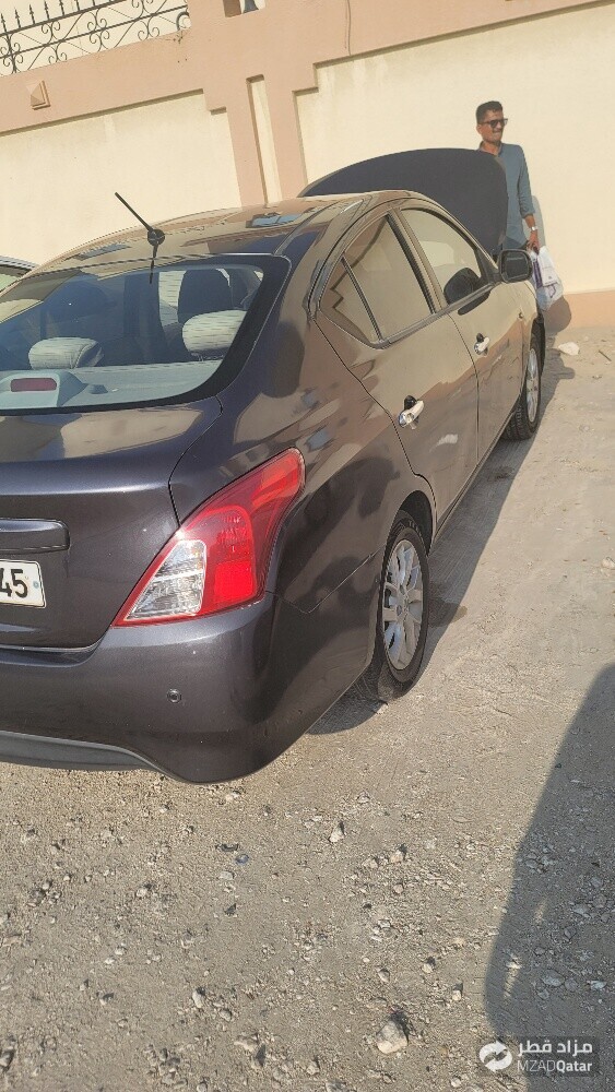 Nissan - 3
