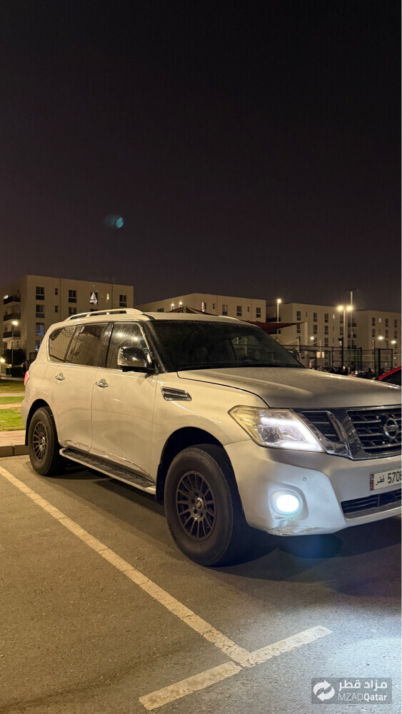 Nissan Patrol Platinum 2010 - 4