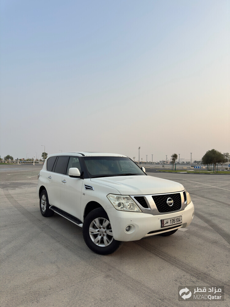 Nissan Patrol SE - 1