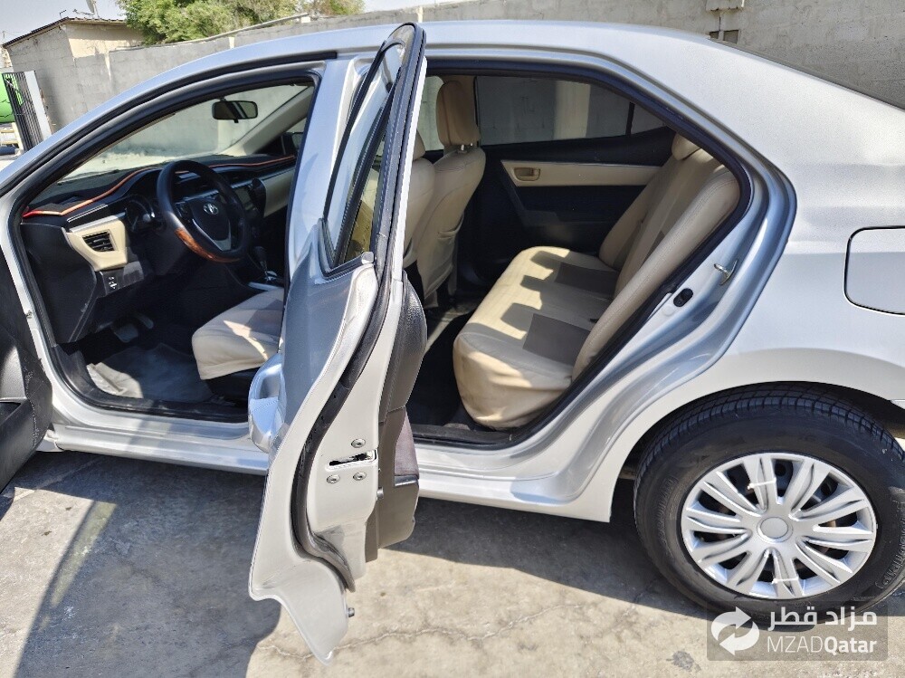 Toyota Corolla 2016 TV screen - 19