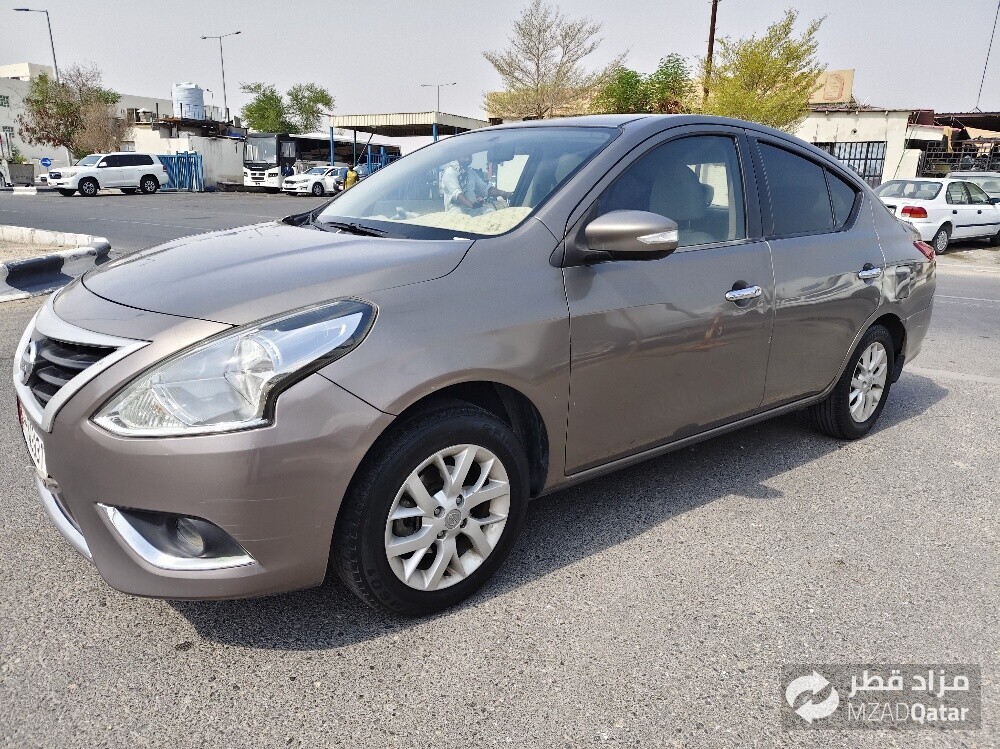 Nissan sunny 2016 full option - 3