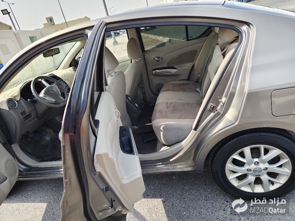 Nissan sunny 2016 full option - 10