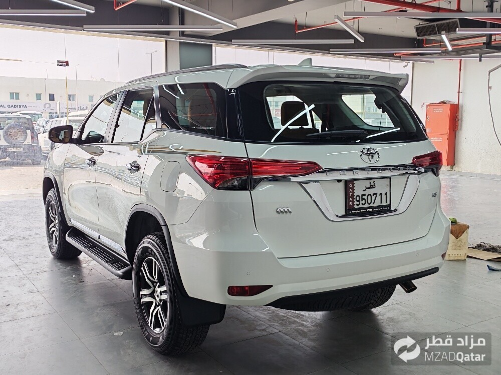 Fortuner V6 - 4