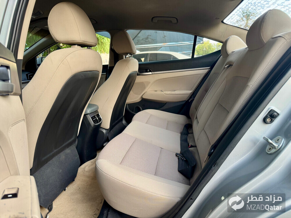 Hyundai Elantra 2020 Reg 2021 - 9