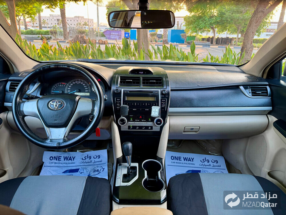 Toyota Camry GL 2015 - 2