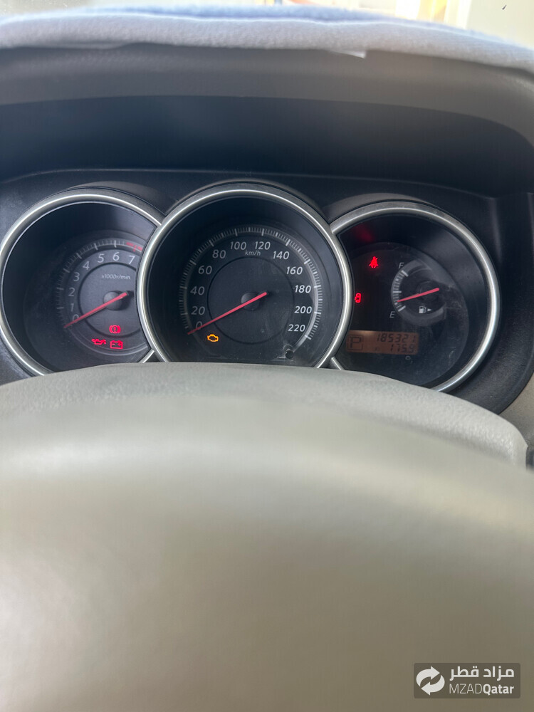 Nissan Tiida  - 6
