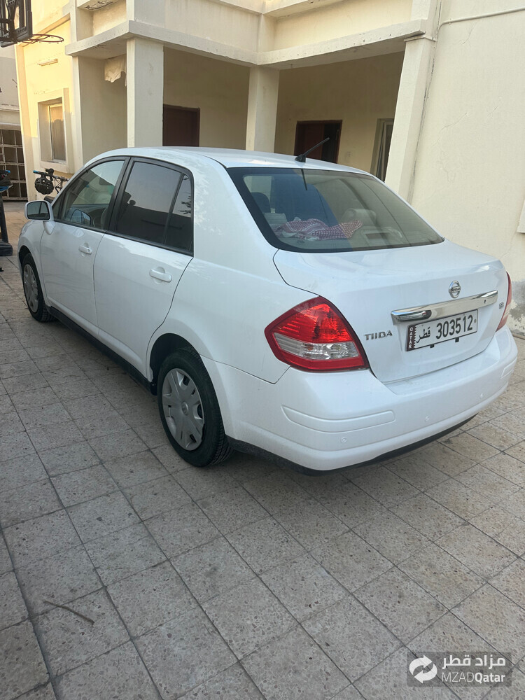 Nissan Tiida  - 5