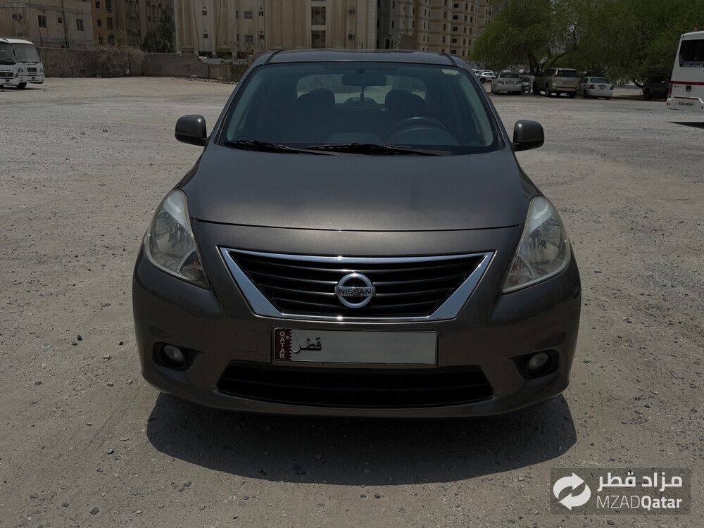 Nissan Sunny 2014 - 1