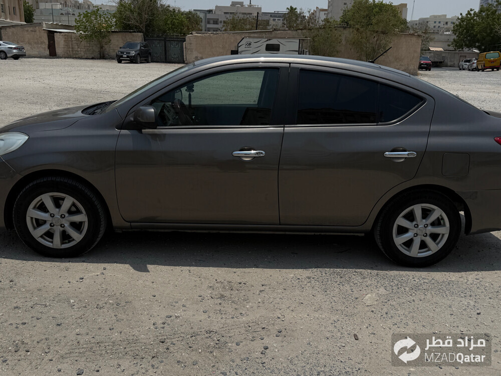 Nissan Sunny 2014 - 3