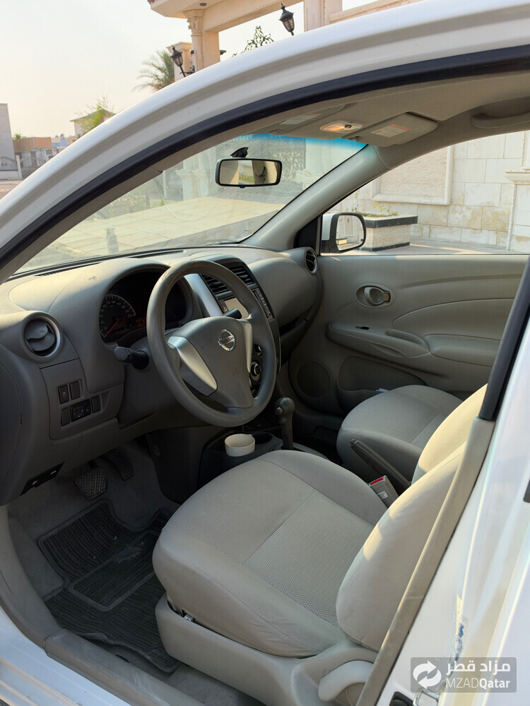 Nissan Sunny 2022 - 4