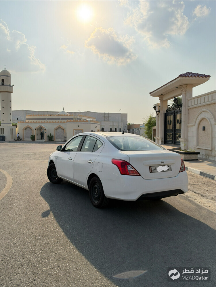 Nissan Sunny 2022 - 3