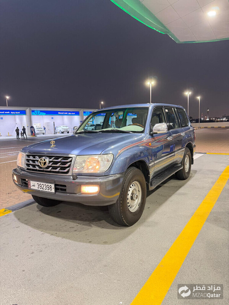 land cruisers - 2