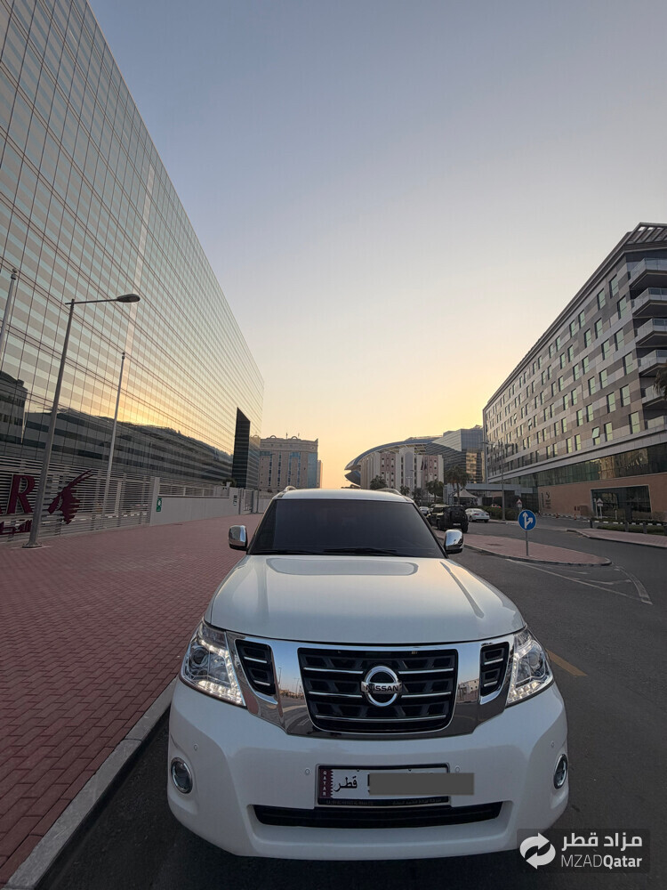 NISSAN PATROL PLATINUM/ LESS KILOME - 7