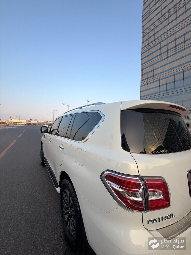 NISSAN PATROL PLATINUM/ LESS KILOME - 22