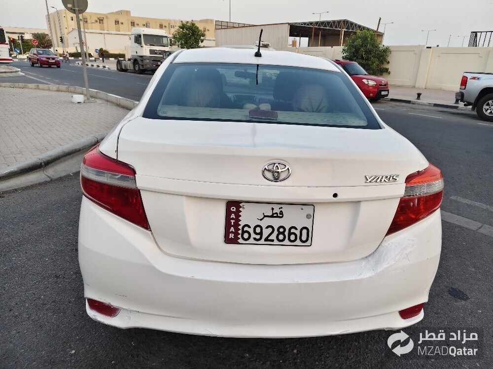 Toyota    Yaris    2014      sale - 6