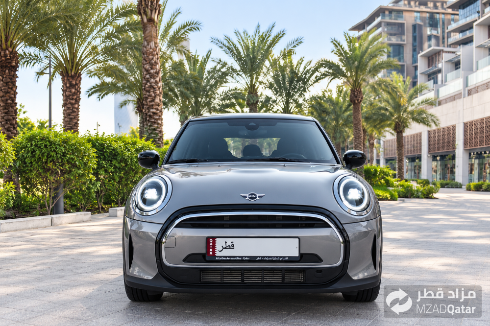 Mini Cooper 2024 under warranty - 1