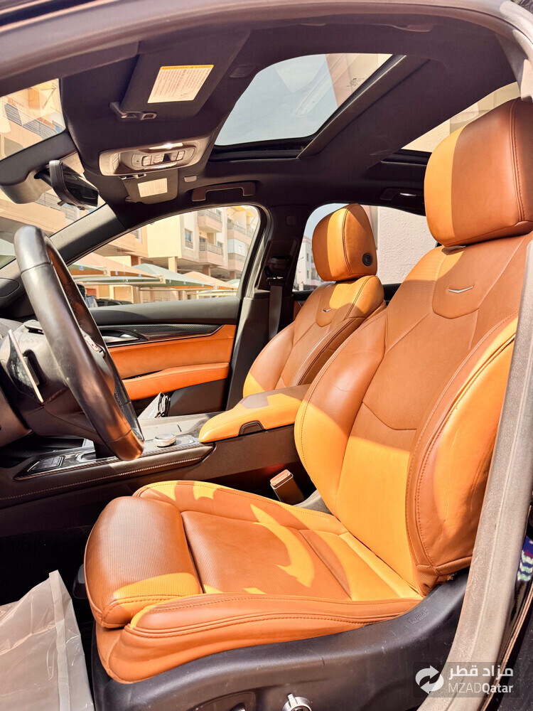 Cadillac CT5 - 12