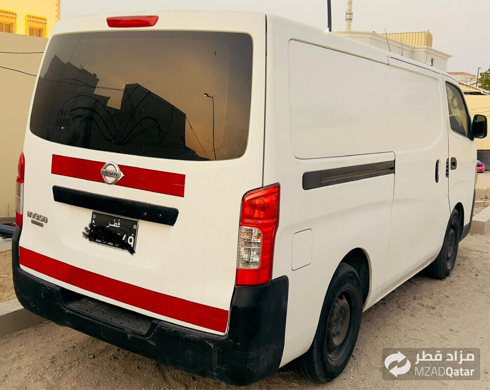 NISSAN URVAN - 2014 model  - 4