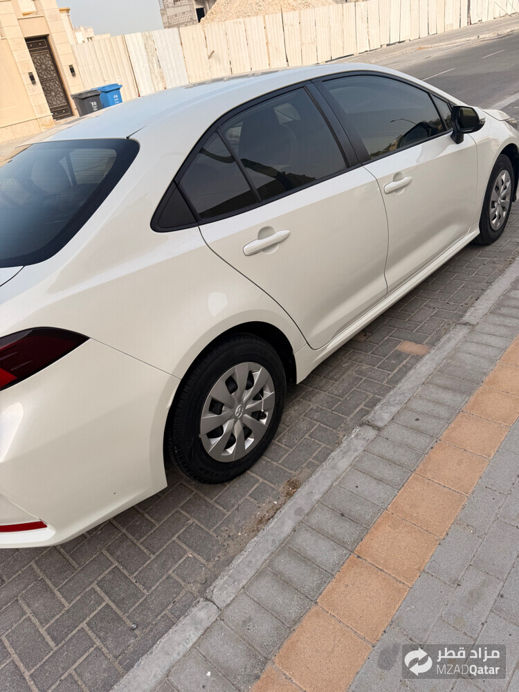 Corolla like new - 2