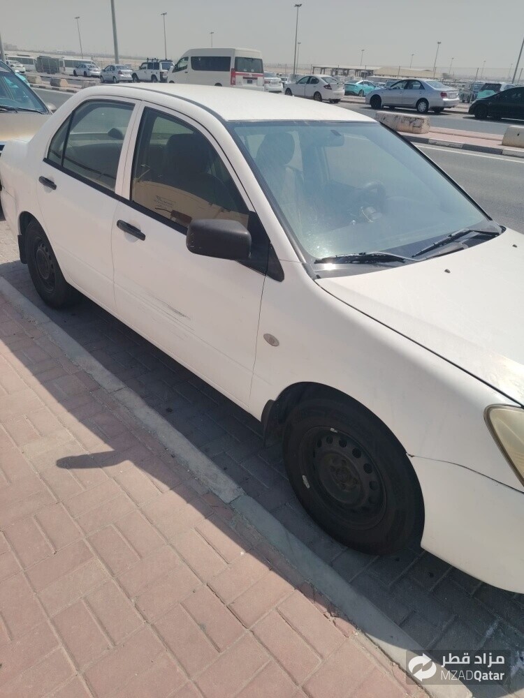mitsubishi lancer 2009 model - 2