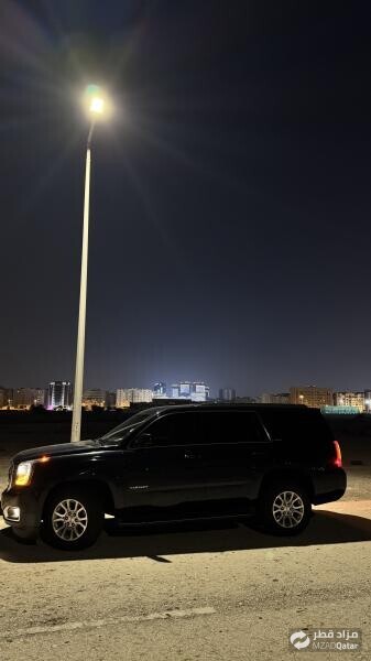 GMC Yukon SLE 2018 V8 - 2