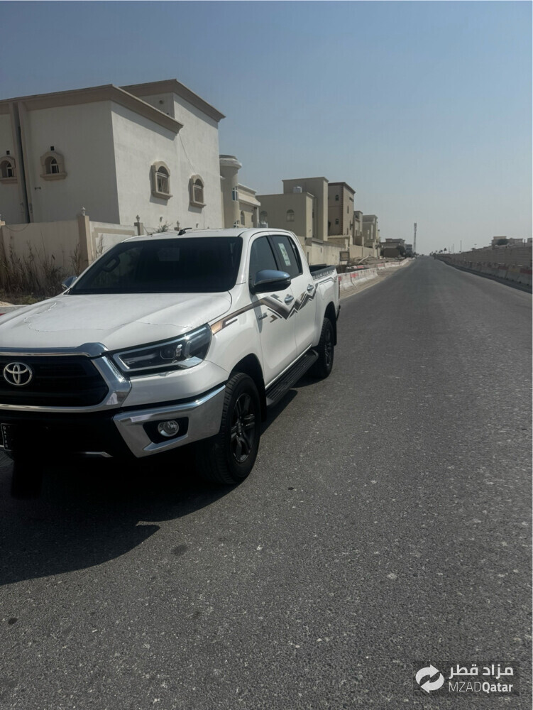 Toyota  hilux - 1
