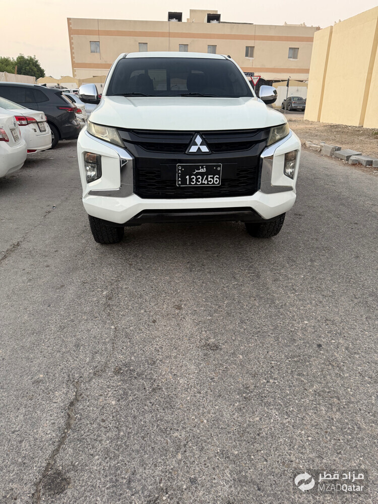 ميتسوبيشي ال200 - 1