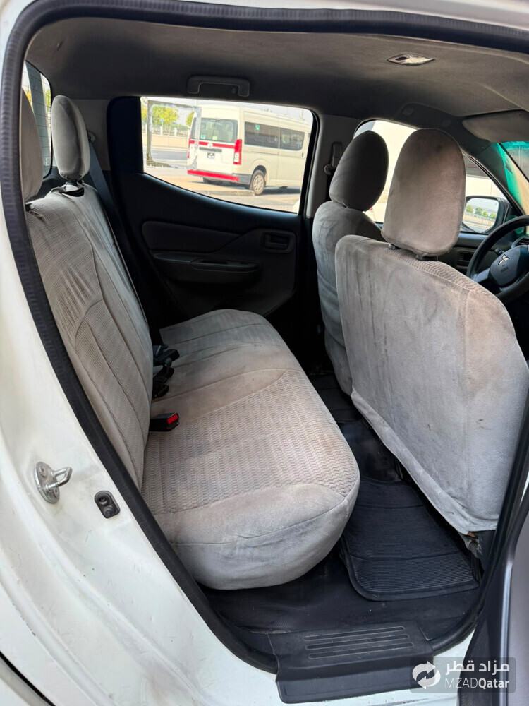 Mitsubishi L200 Manual Diesel  - 7