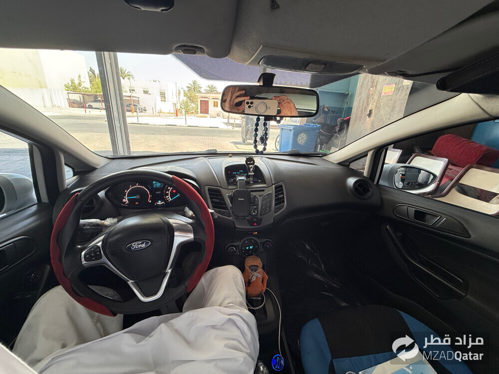 Ford Fiesta  - 10