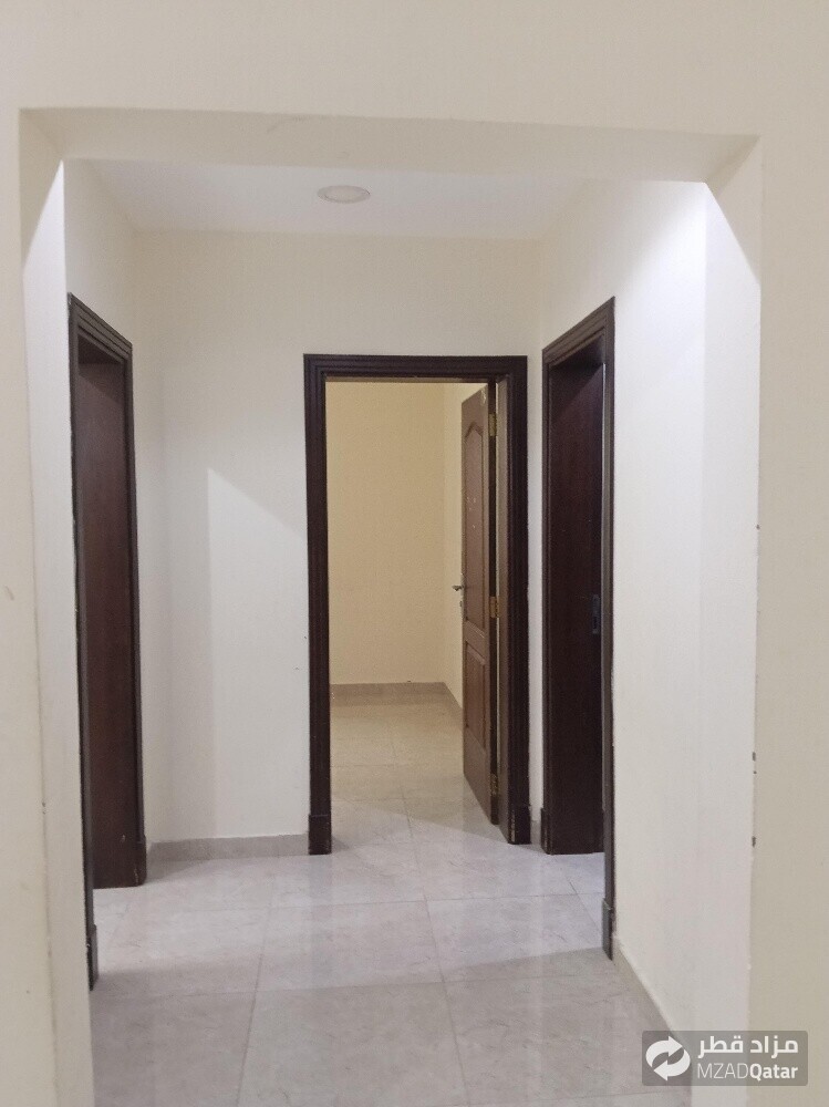 Apartment for rent in Madinat Khali - 18