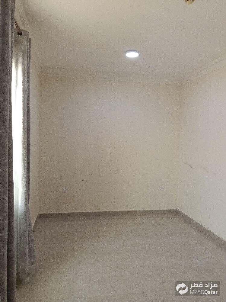 Apartment for rent in Madinat Khali - 25