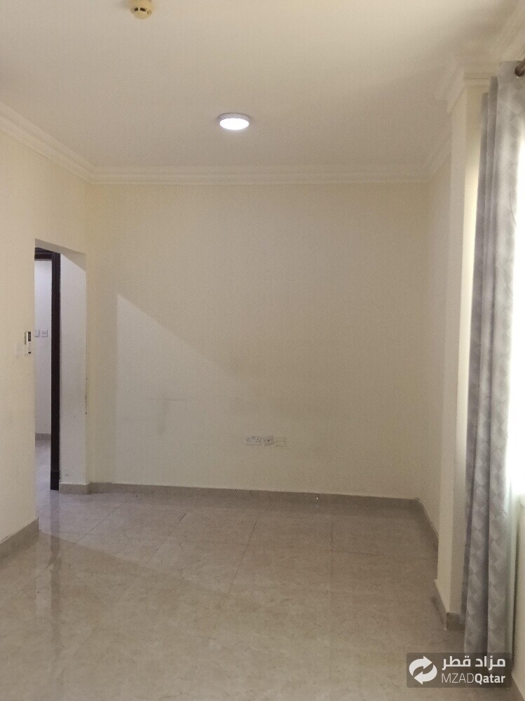 Apartment for rent in Madinat Khali - 26