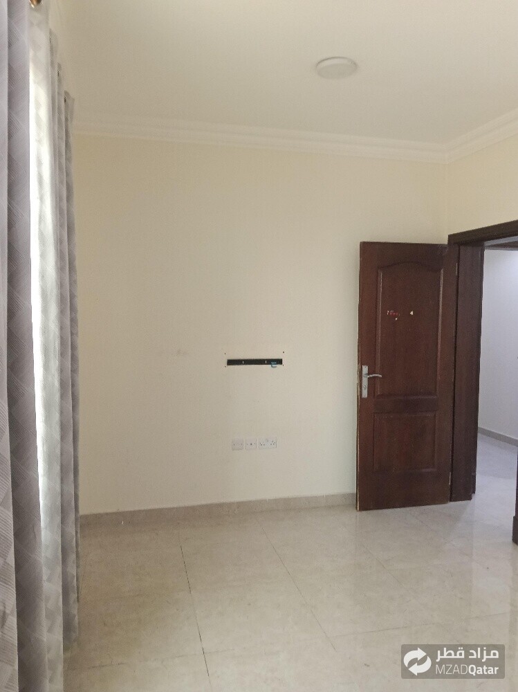 Apartment for rent in Madinat Khali - 22