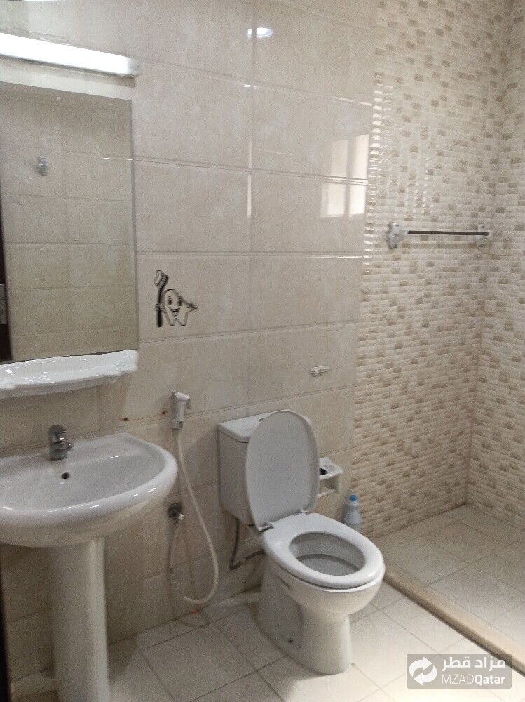Apartment for rent in Madinat Khali - 20