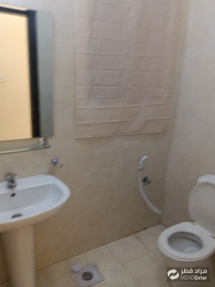 Apartment for rent in Madinat Khali - 13